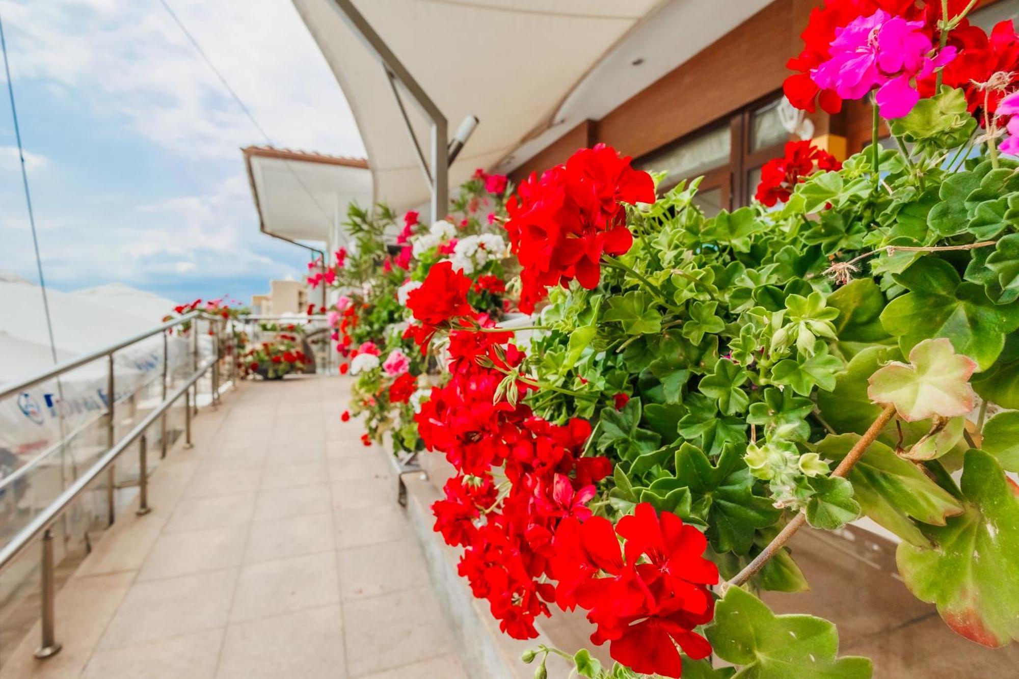 Mirage Hotel Nessebar Exterior foto